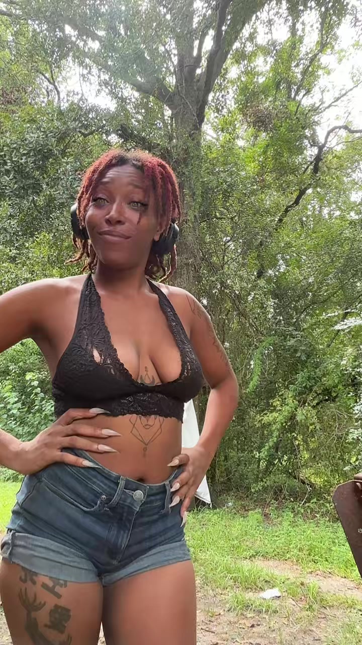 @SmirskyMonroe