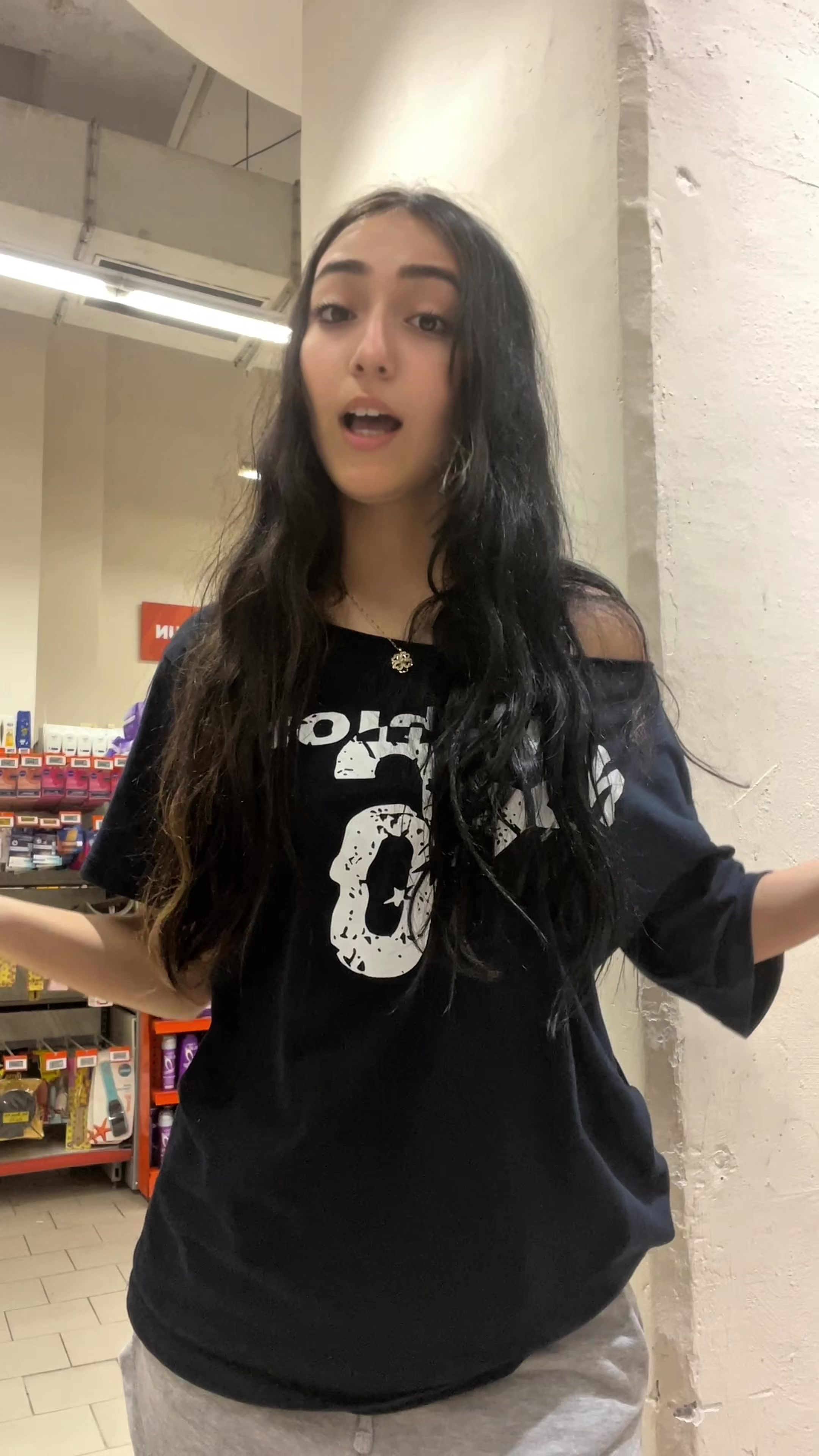 @𝑮𝒂𝒎𝒛𝒆 ☆
