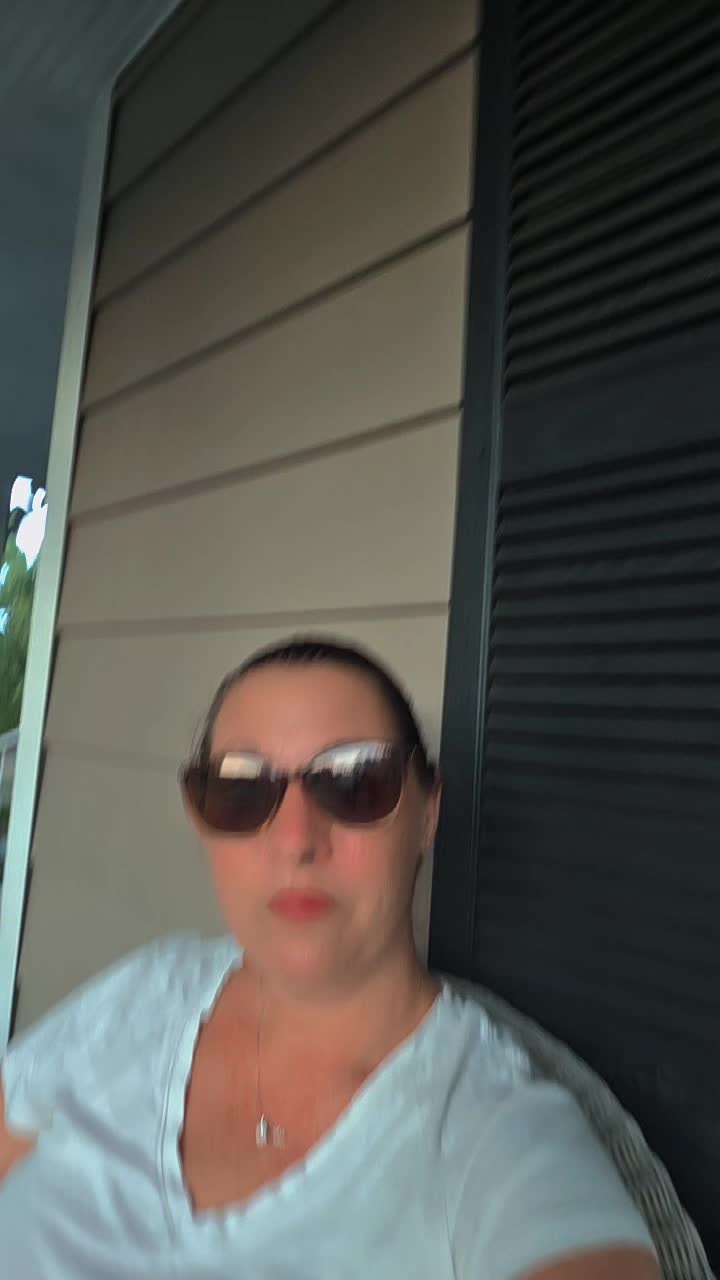@ariellesalley