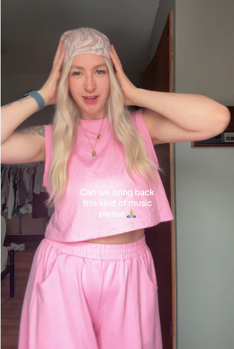 @Sarah Harrison | SAHM 🧸