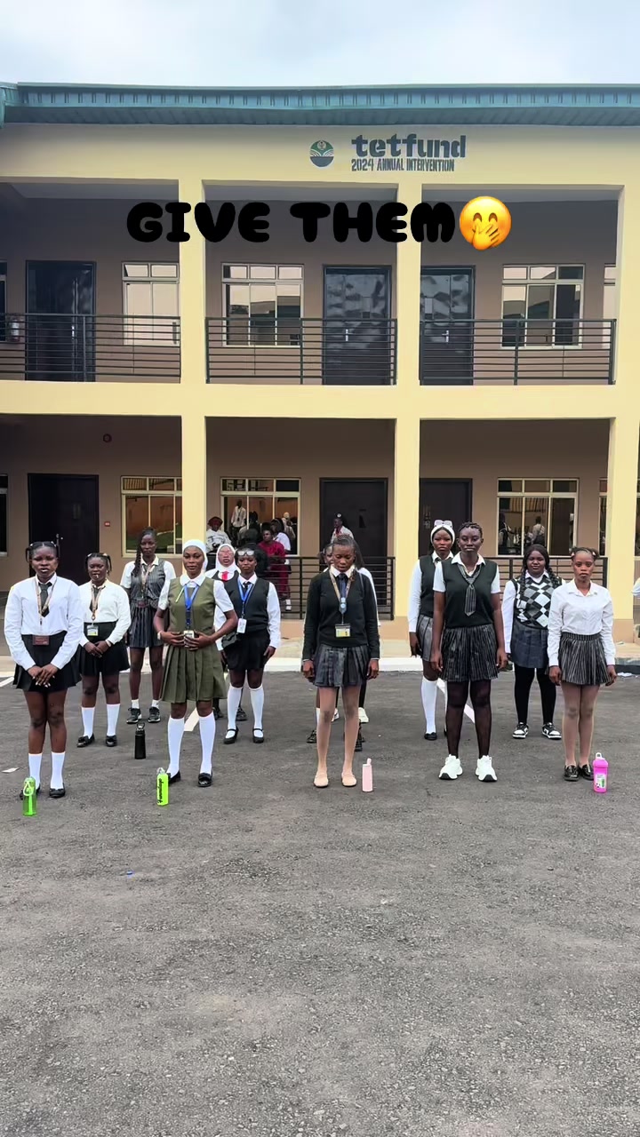 @ClassOfAura2026