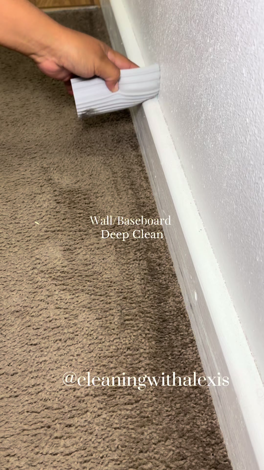 @AlexisCleanASMR