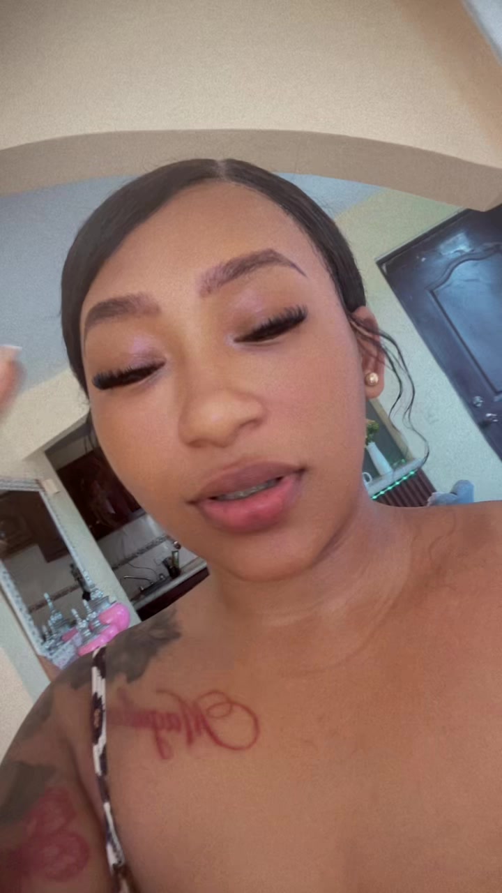 @Nathalia de la rosa