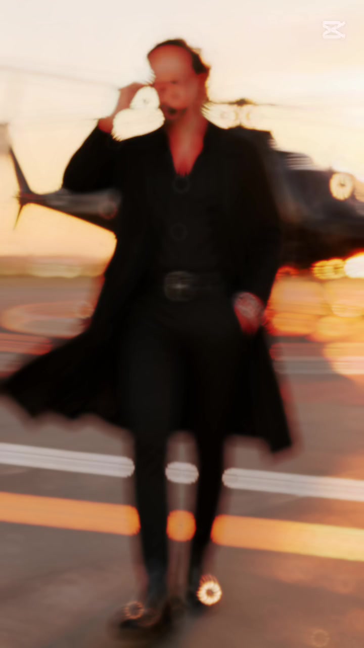 @꧁&bull;⊹٭👑𝙺𝚒𝚗𝚐👑٭⊹&bull;꧂