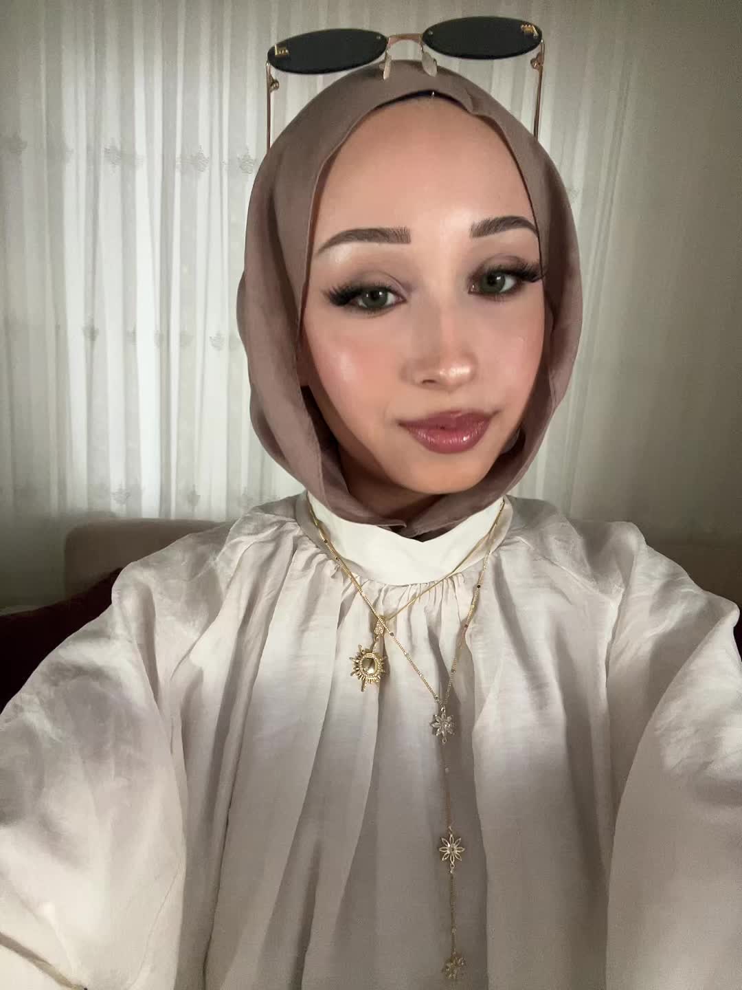 @𝑔ü𝓁 ✮ ⋆ ˚。𖦹 ⋆。°✩