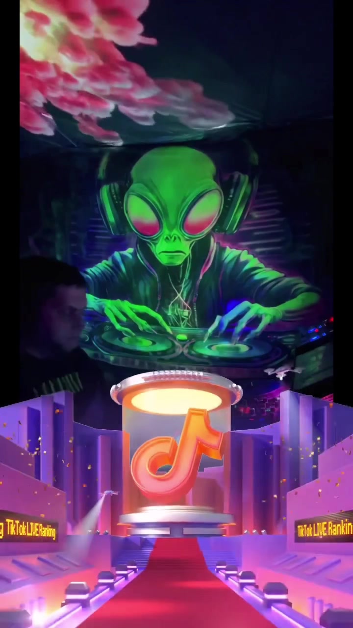 @Tipsy Hussle Tha DJ