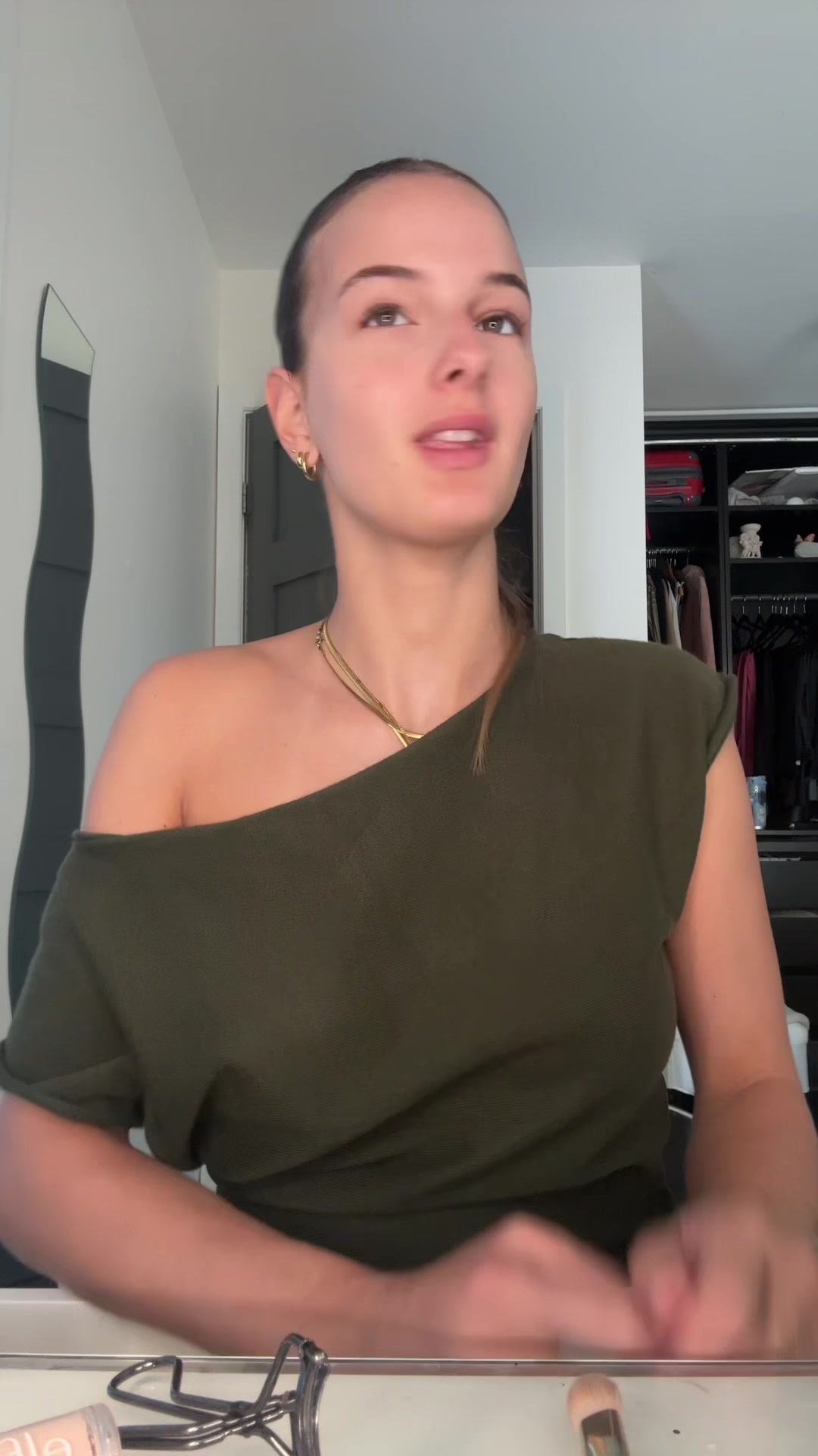 @thaysa
