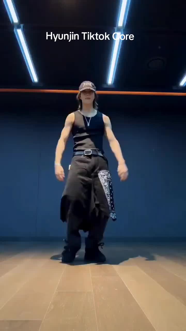 @AroStayXbl