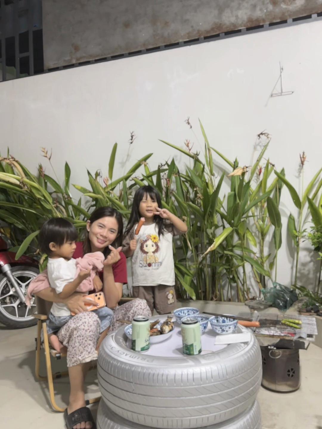 @Chuy&ecirc;n về cưới