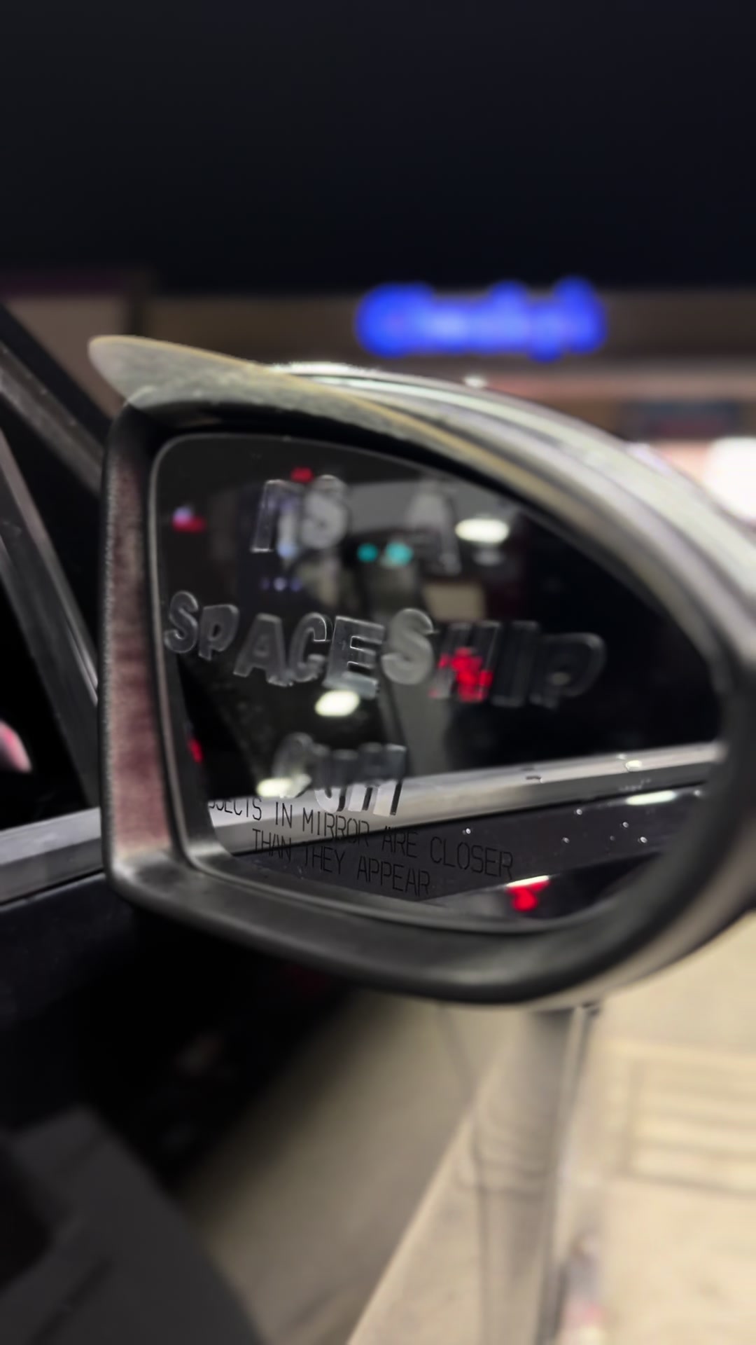 @️
