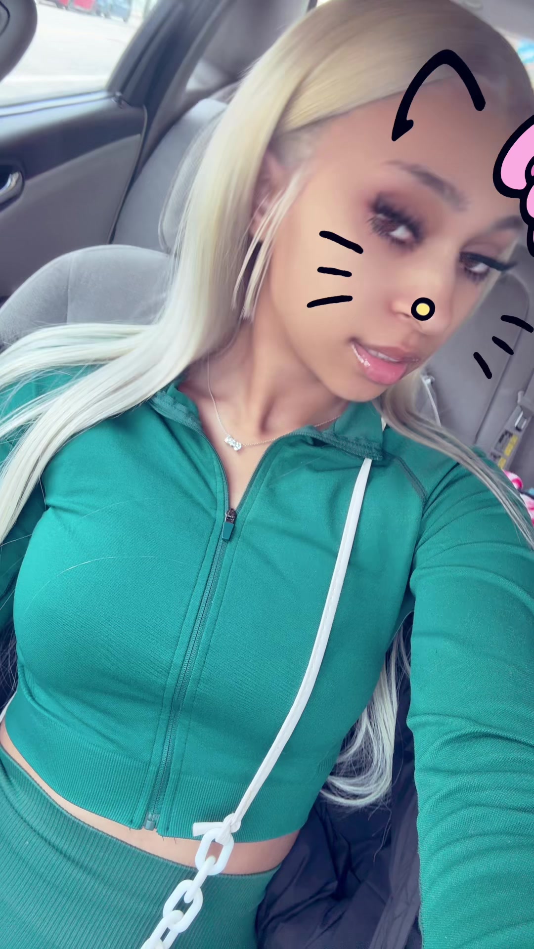 @Userlosinghermind1738