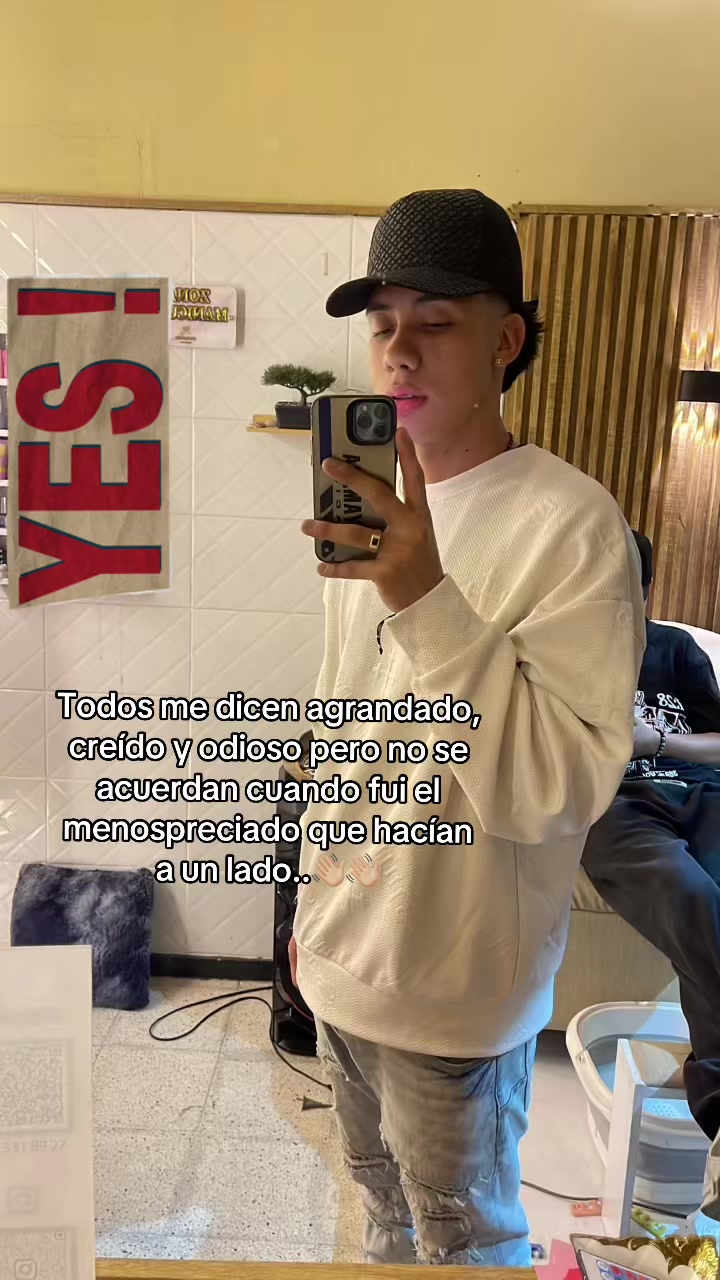 @Uruburo09