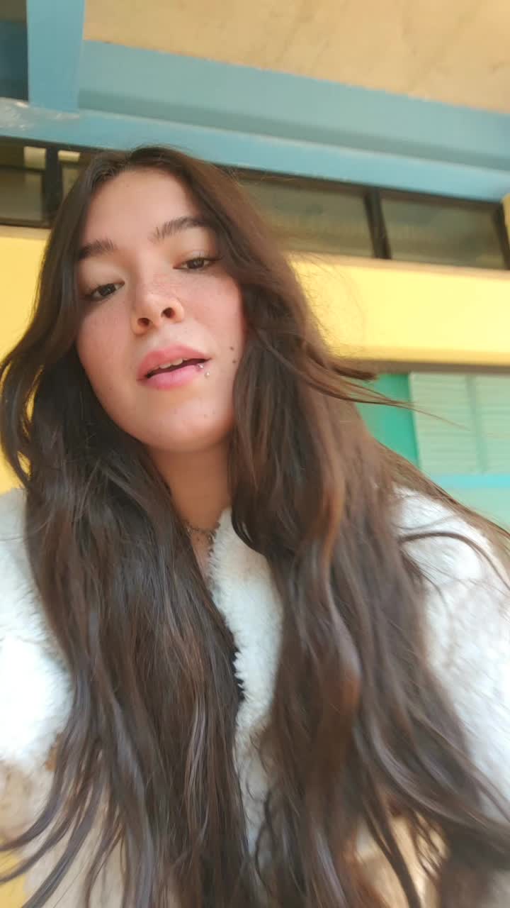 @layla_valeriano