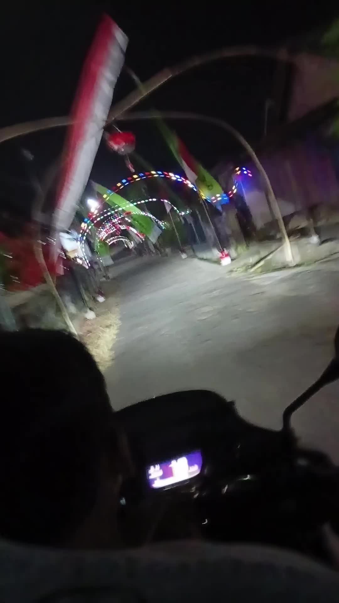 @&diams;⪼ᗫĕ𝖜&iuml;⪻&diams;