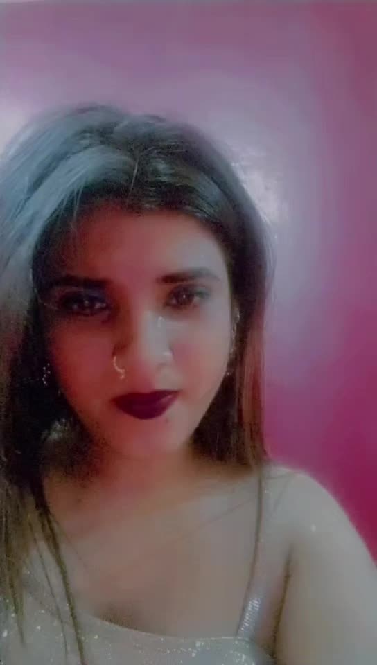 @Bhojpuri Queen 👑
