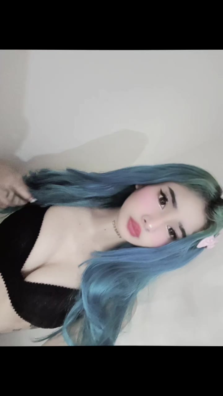 @🐬🐬