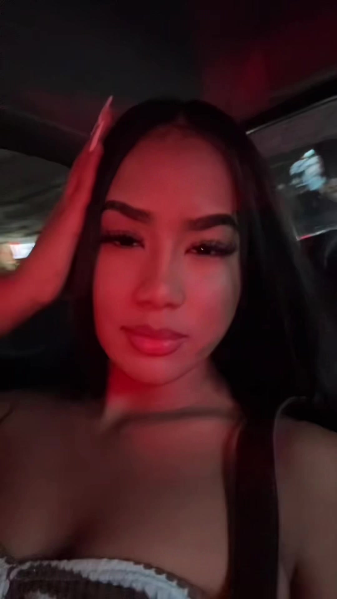 @𝐸𝓂𝒾𝓁𝓎.