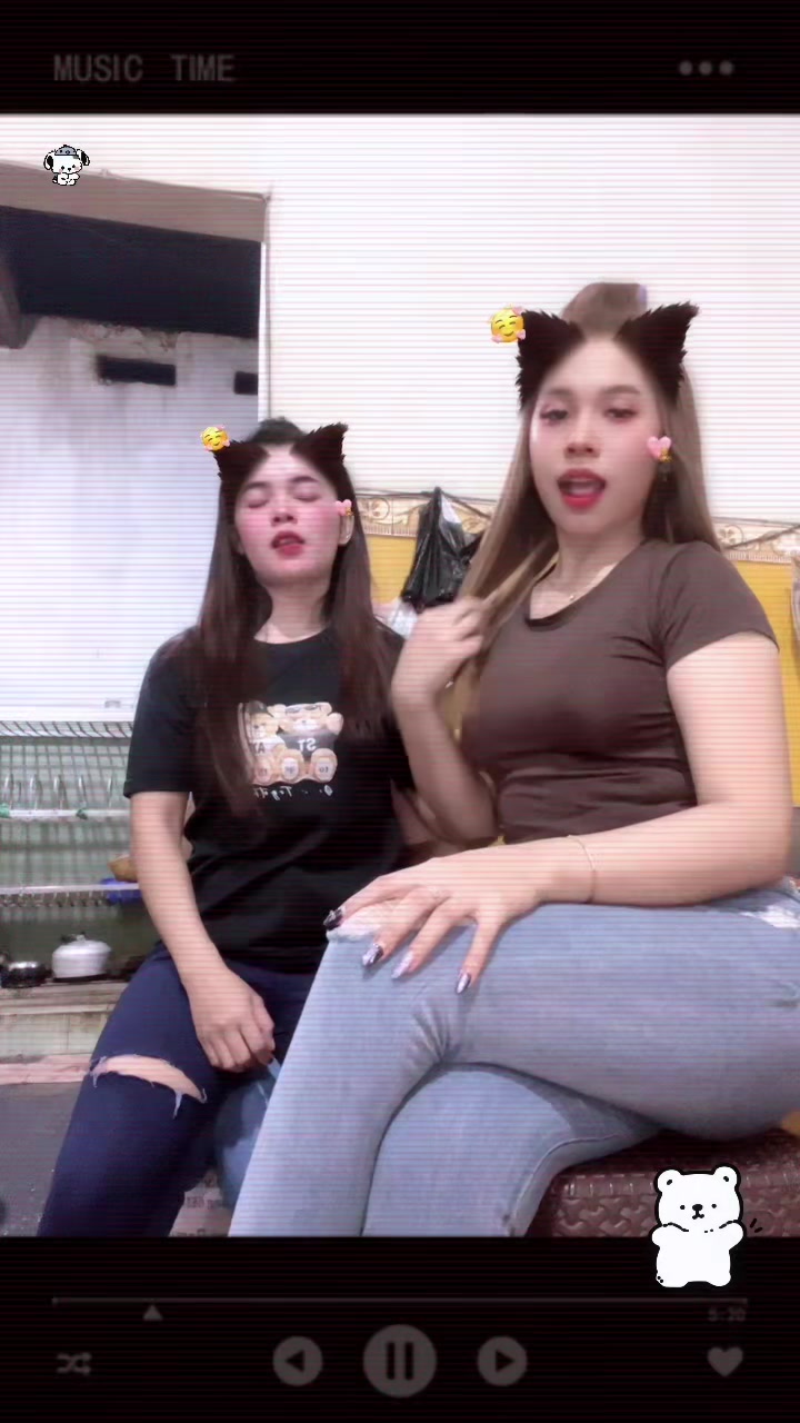 @Dila_dilot🔥