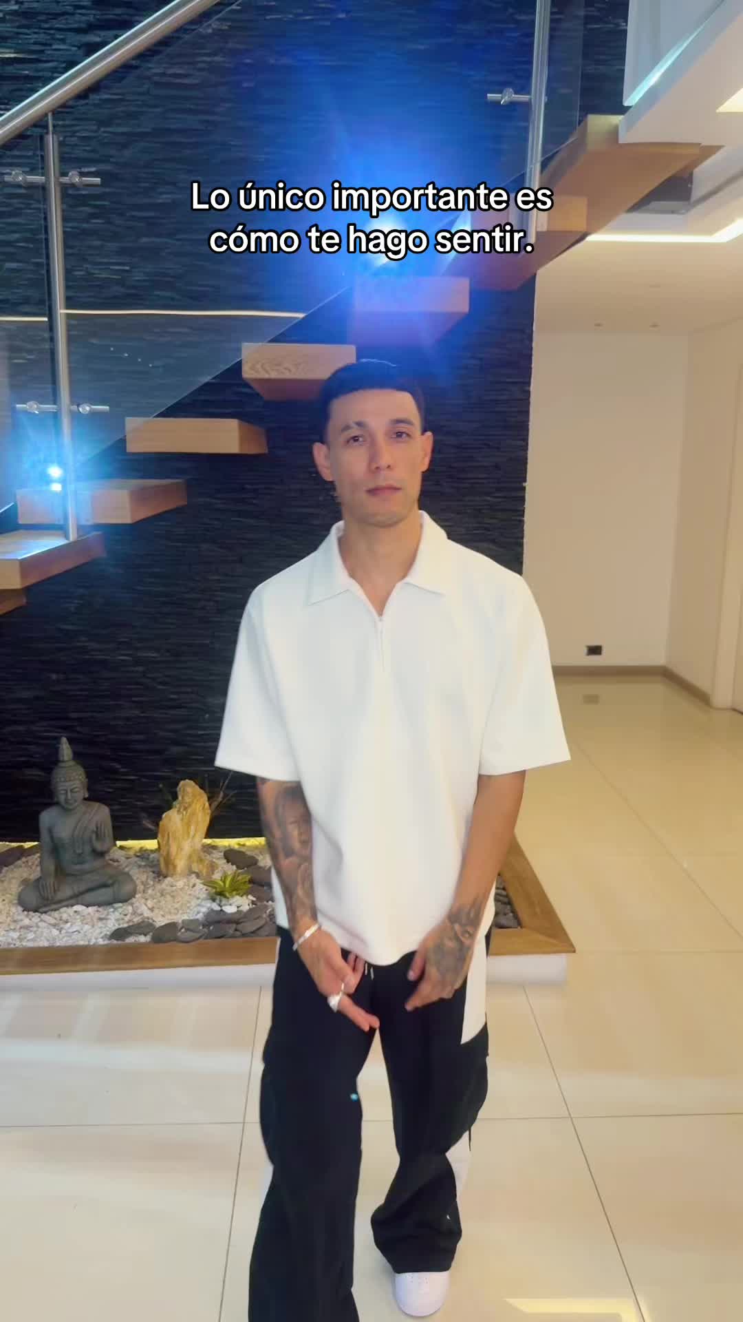 @Escro