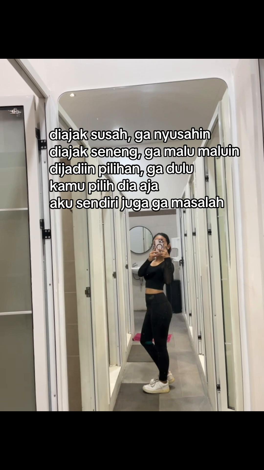 @Di 𐙚˚࿔✿˚⋆