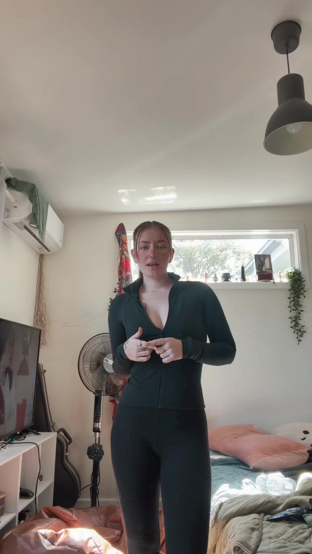 @Bbycrookz (Alicia)