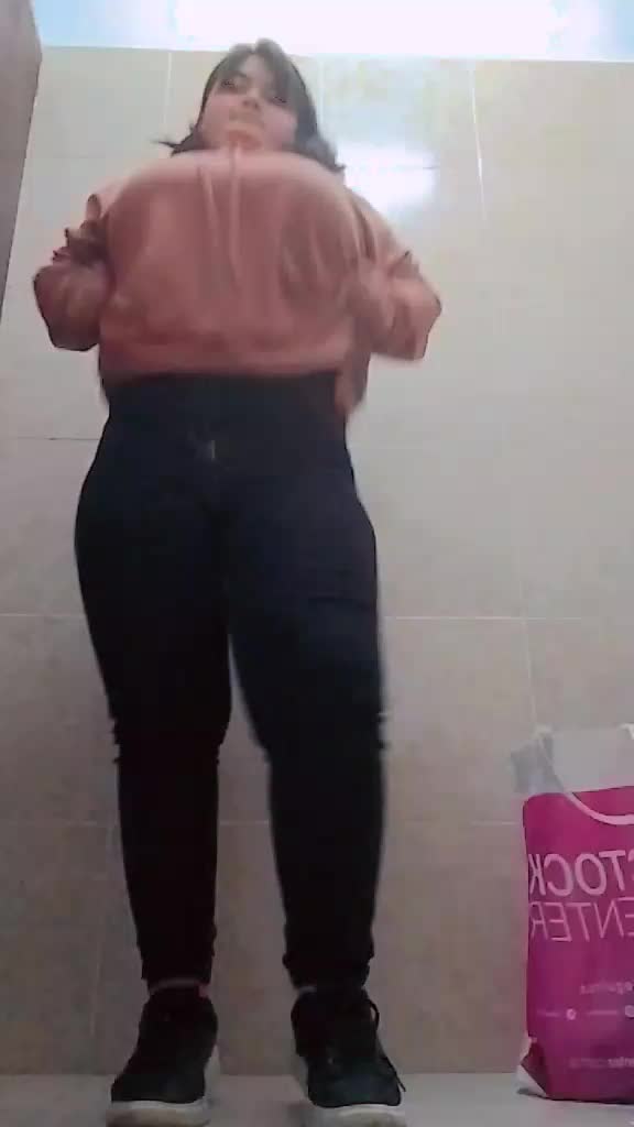 @Abril