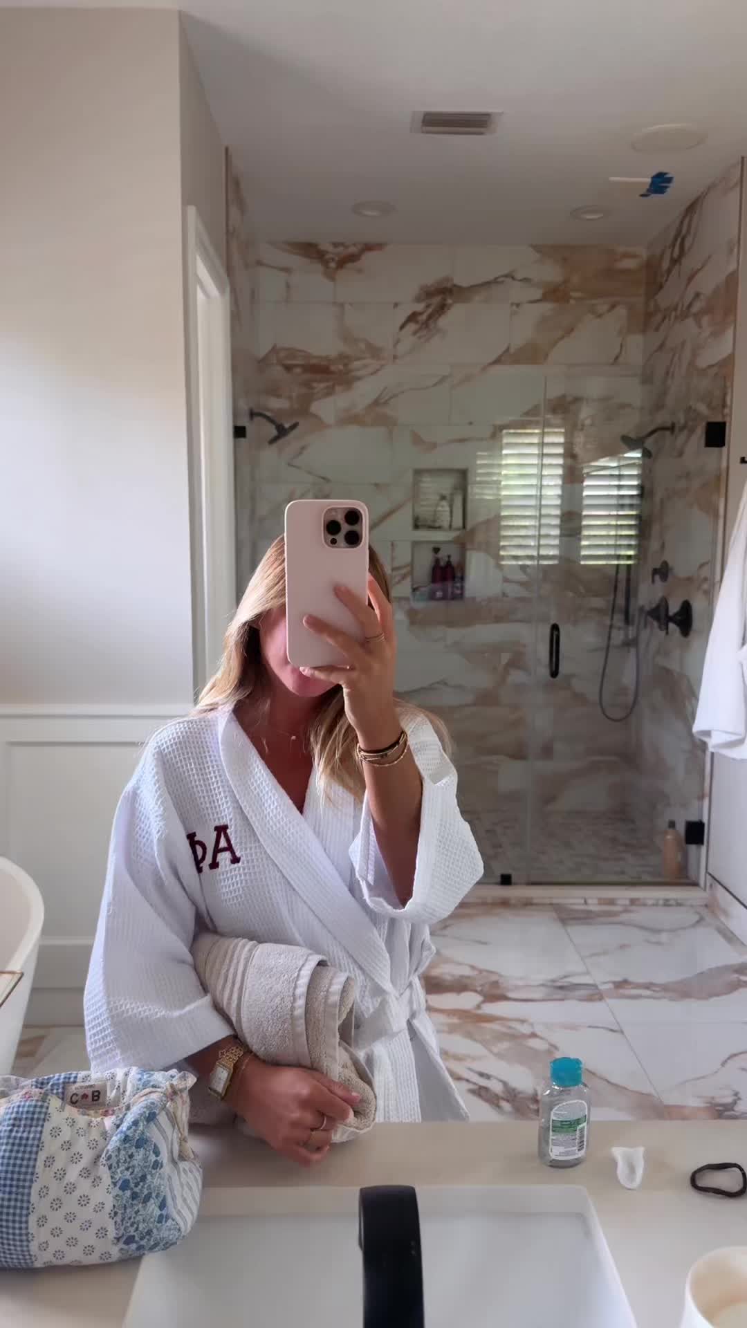 @AVA GALLO
