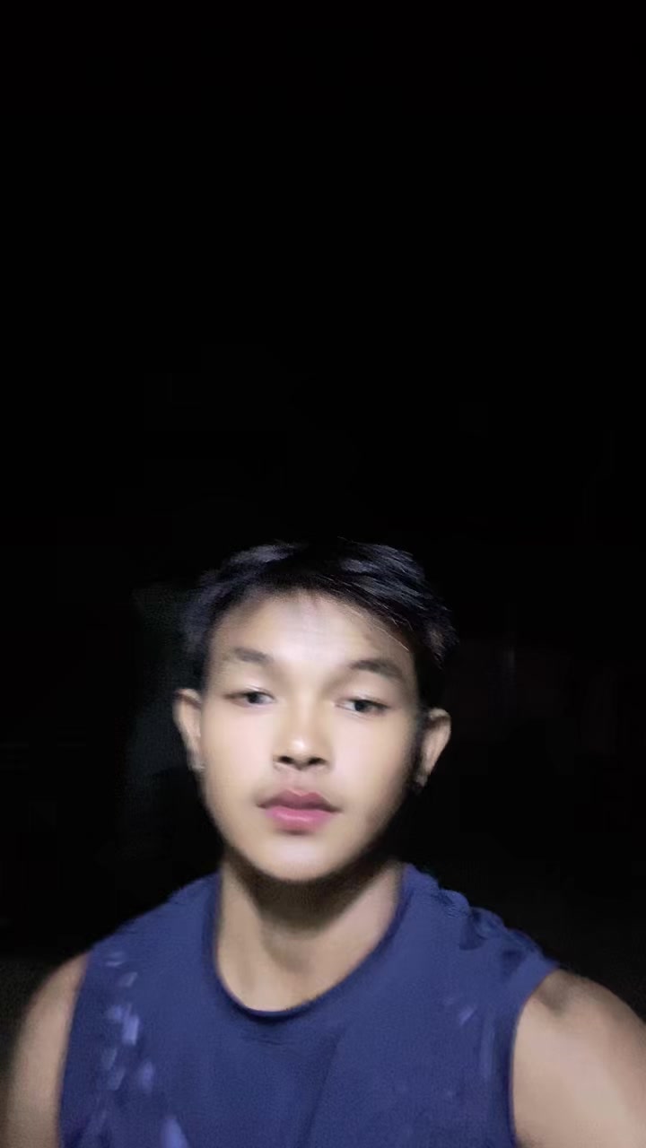 @បូរ ទំនើង