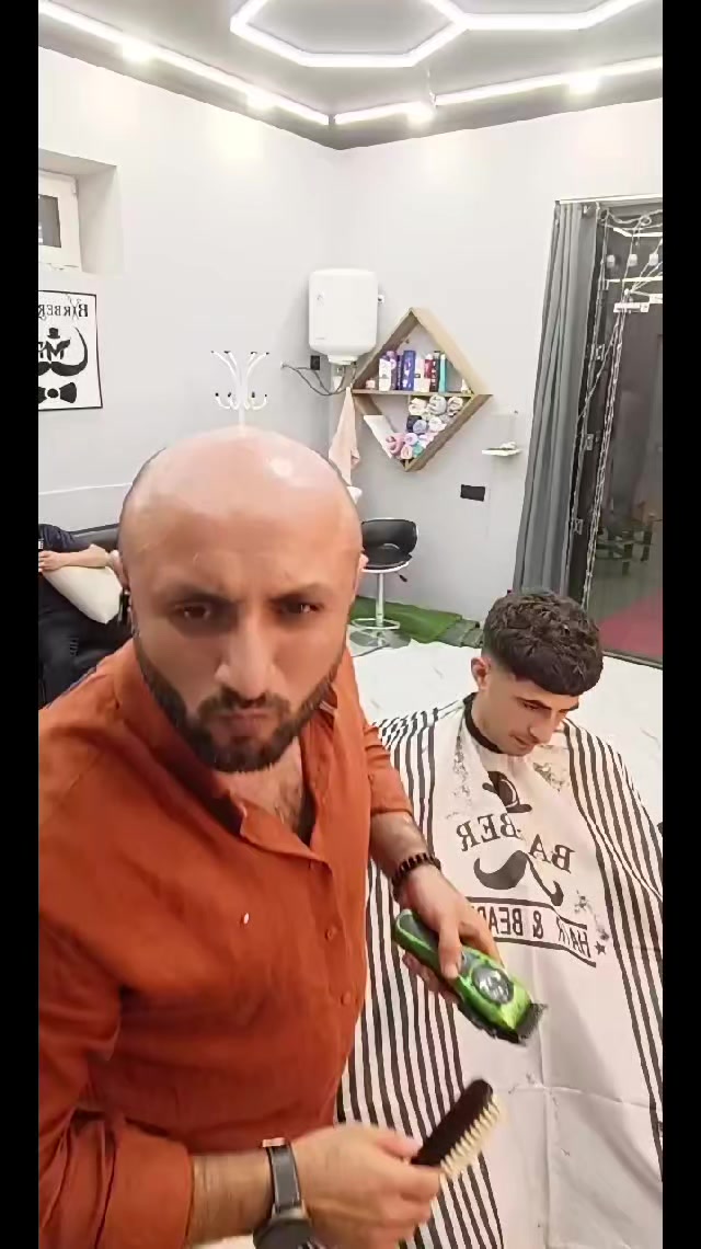 @Racu_berber