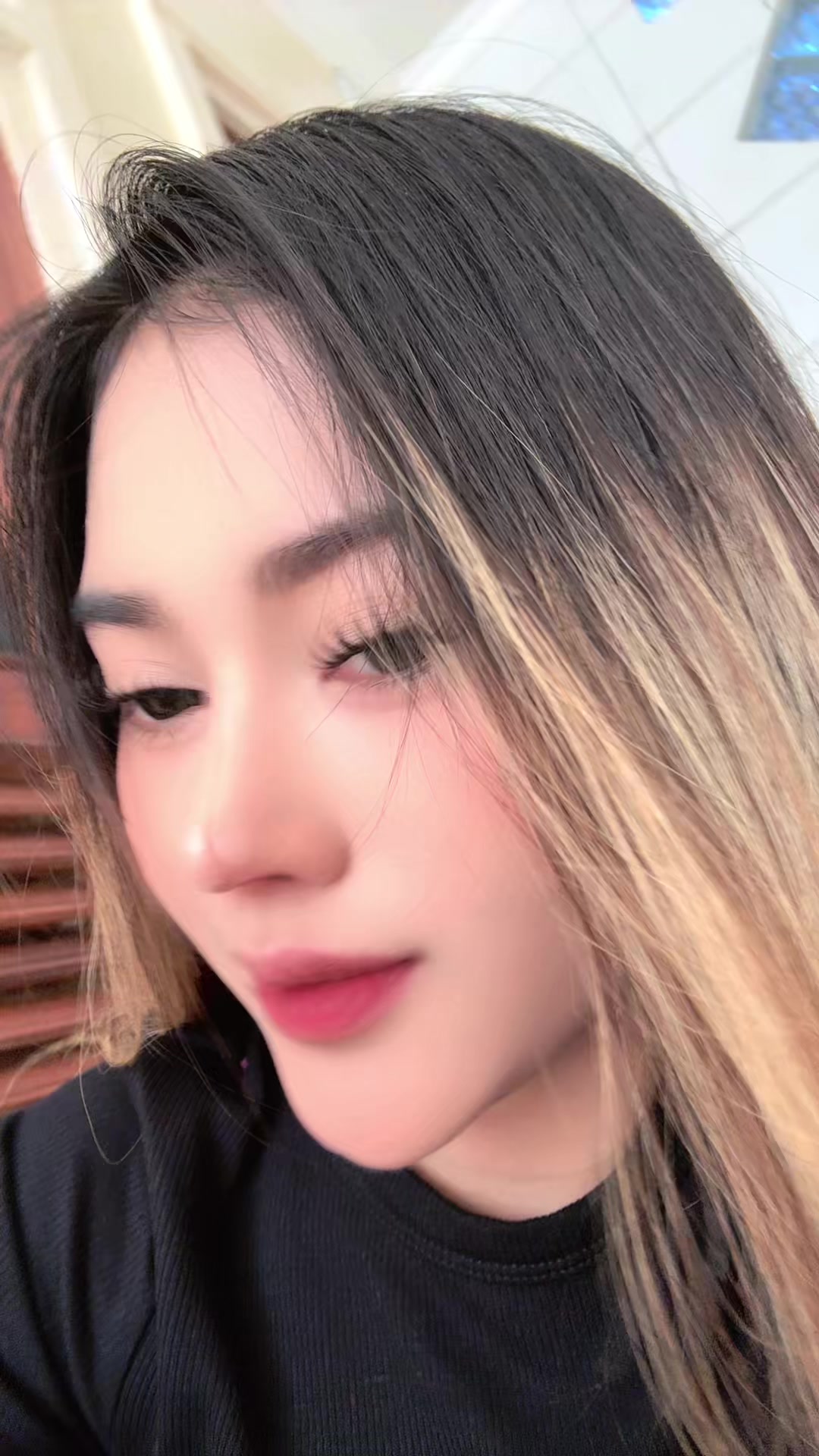 @Laura Beauty🌹