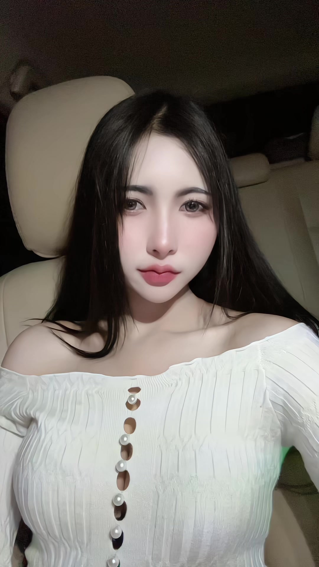 @แพรวา👧🏻