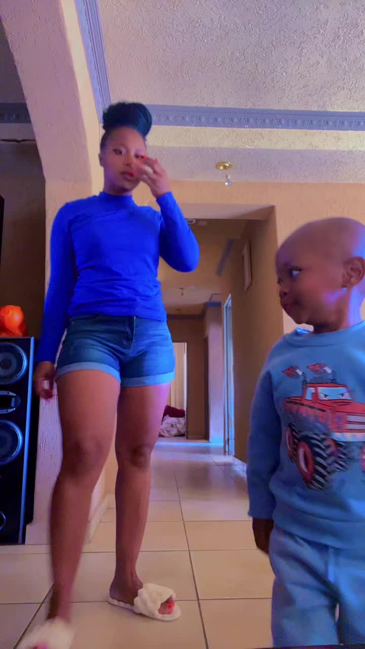 @Confie_thefirst_