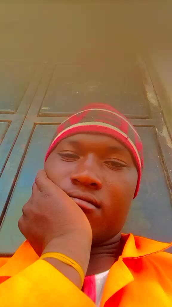 @lucky mugisha