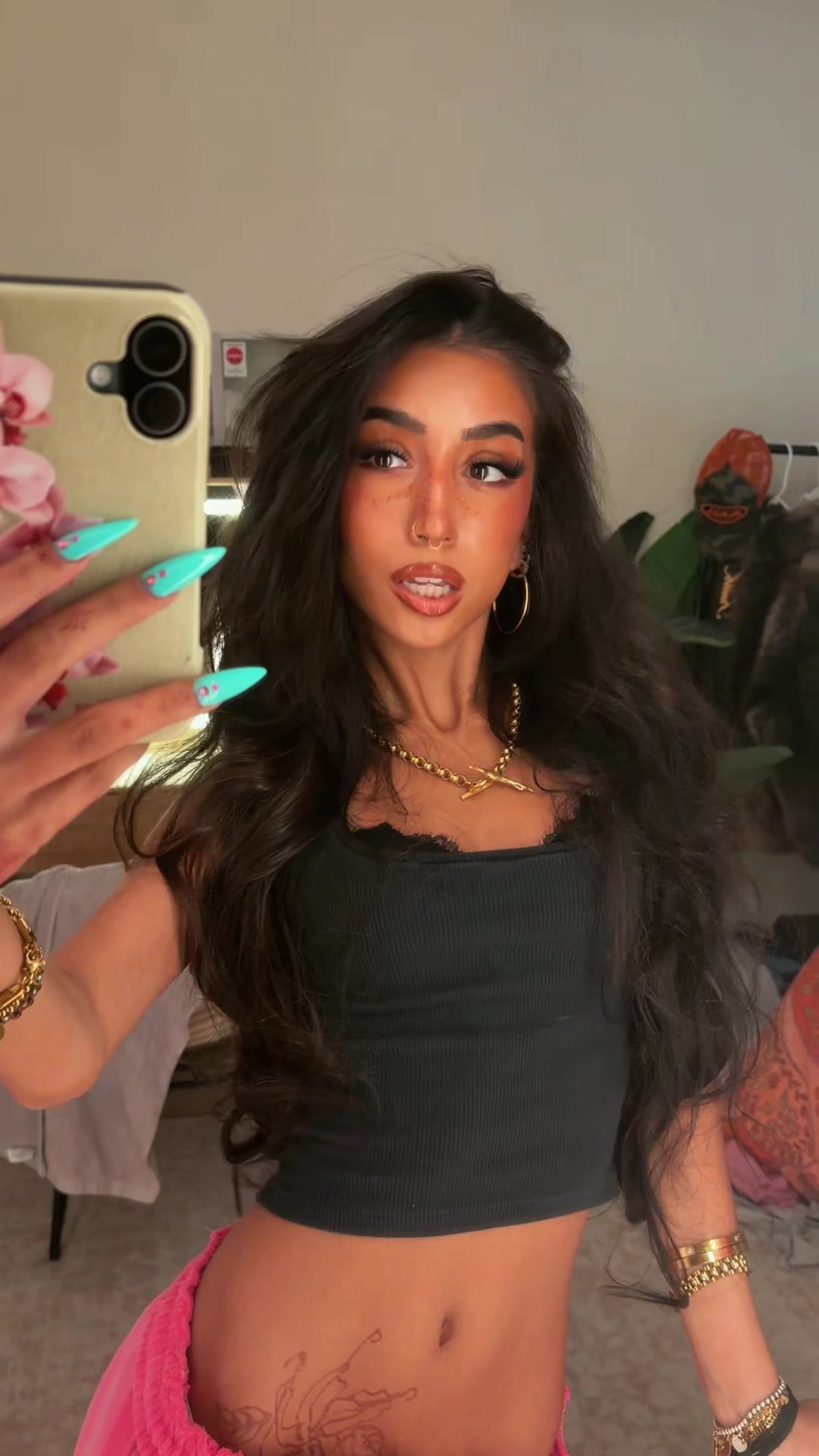 @Bella🪽