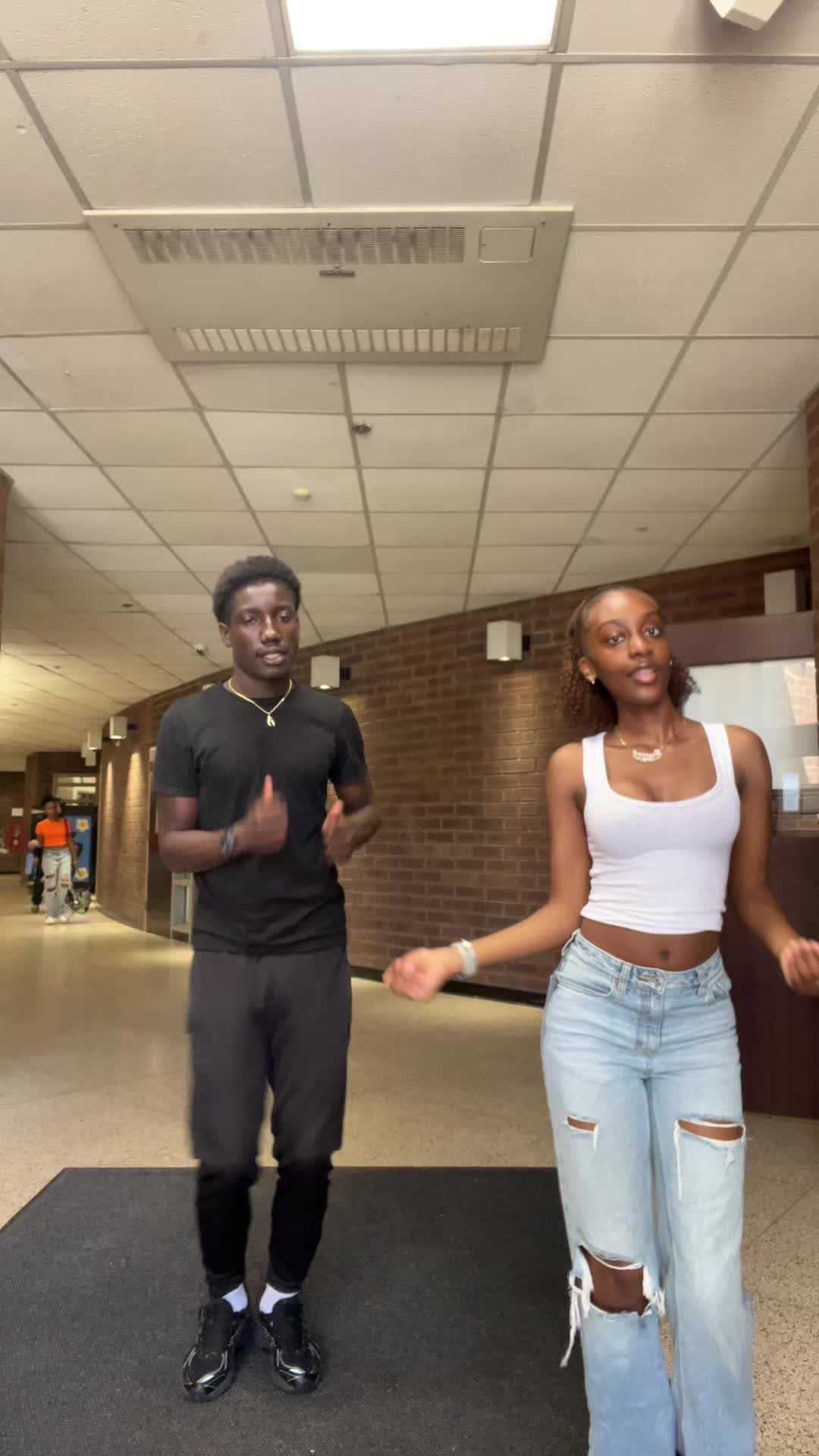 @J4🕺🏾.