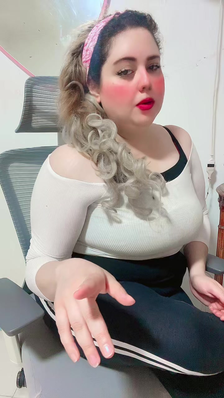 @Mollyالرايقه قلب الكيكه 🧿🧿
