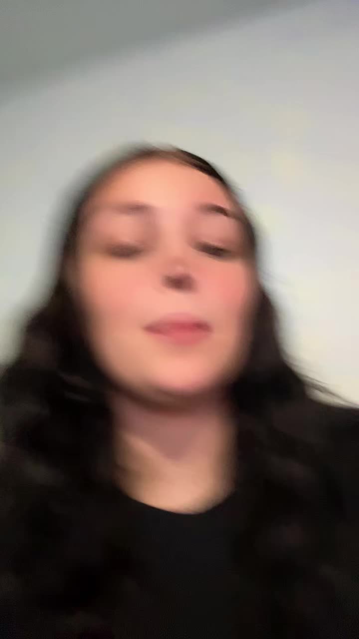 @nadiagrogan