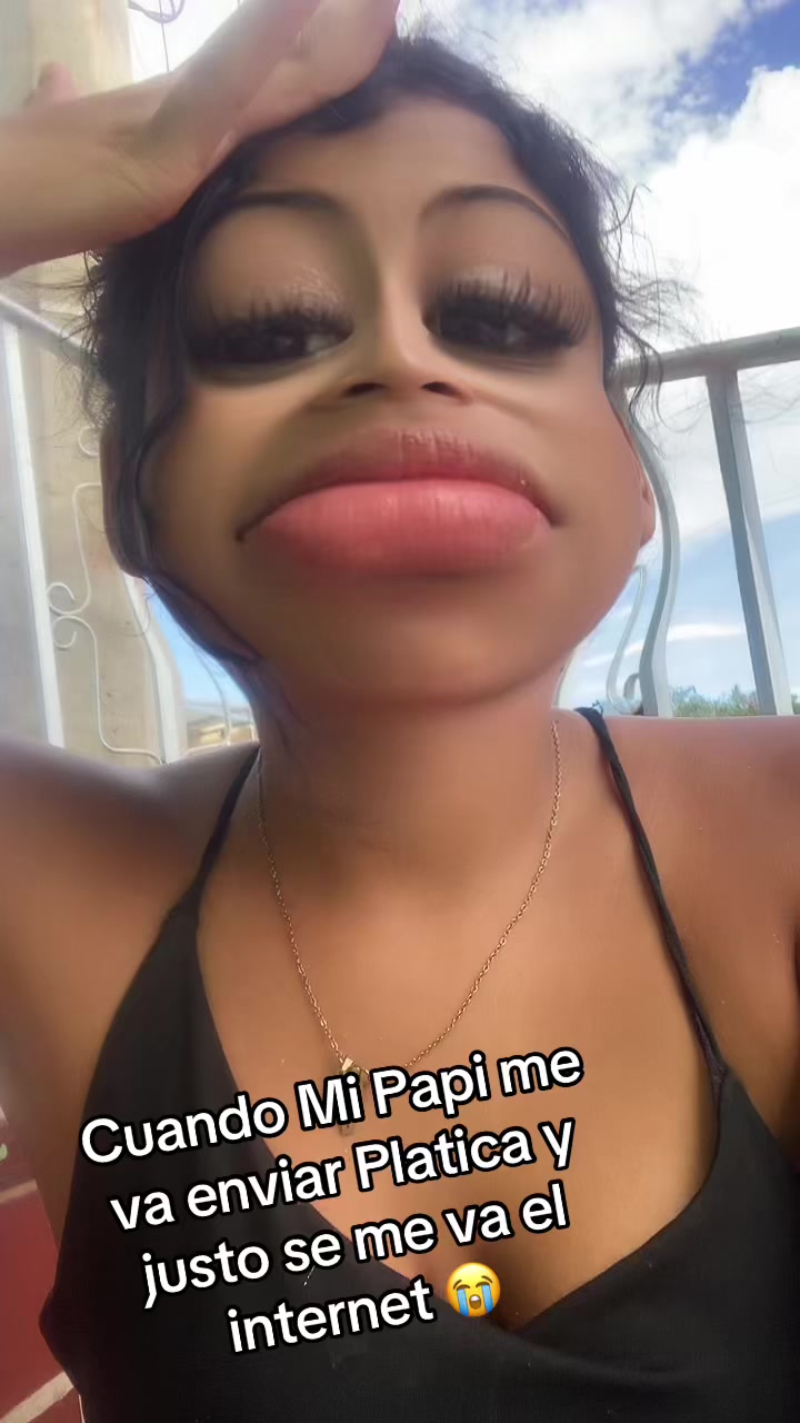 @🏄🏽♀️🐈⬛.