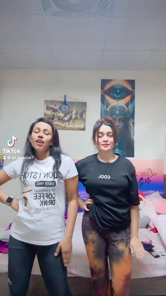 @Poorni 💫🦋🧿