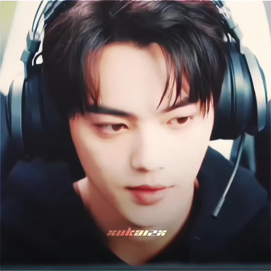 @โ ๐ซ๐จ๐ต๐ฐ โ