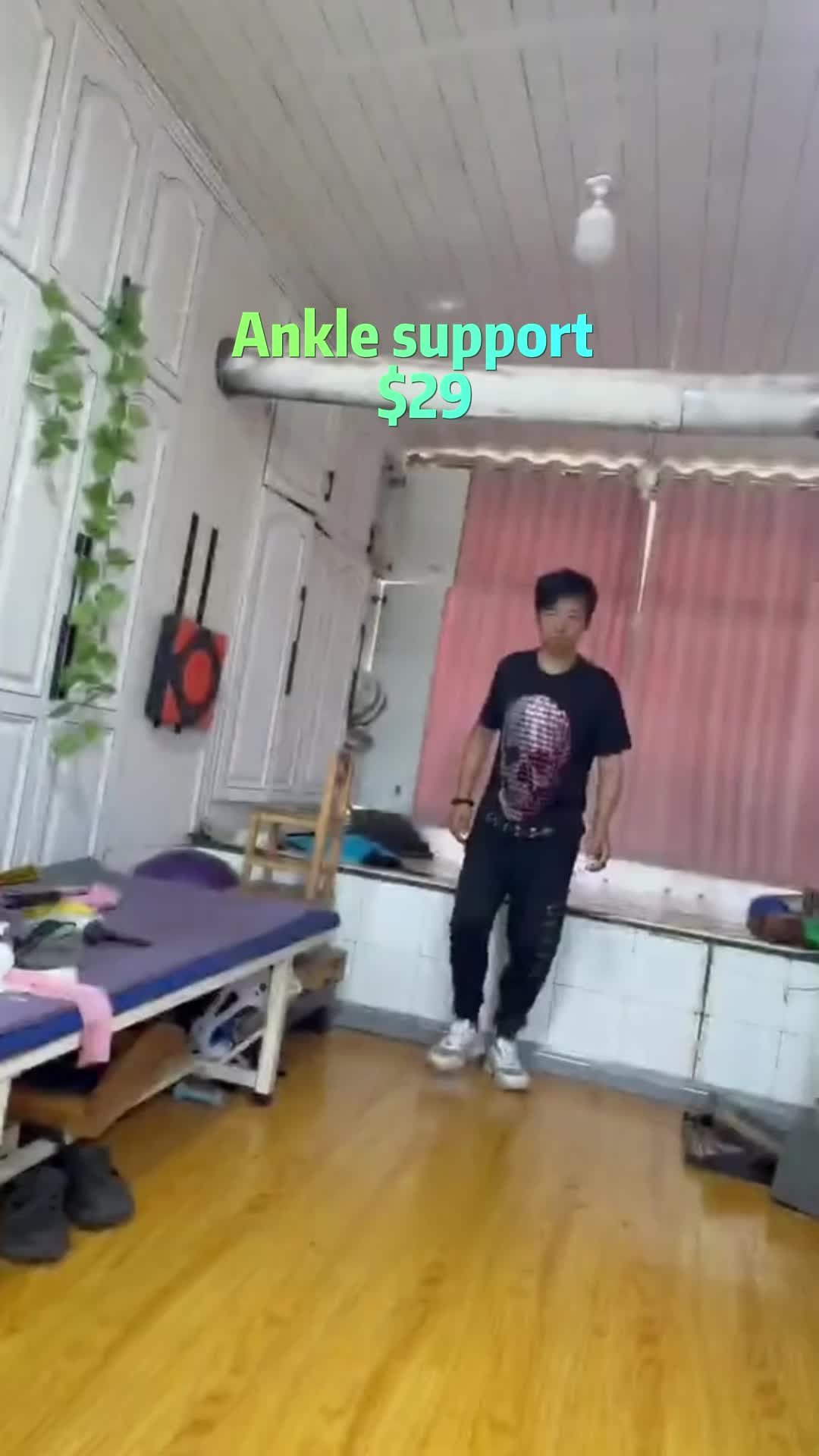 @Tixuki.us