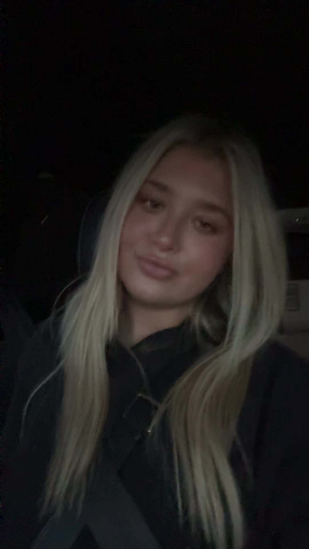 @L E X