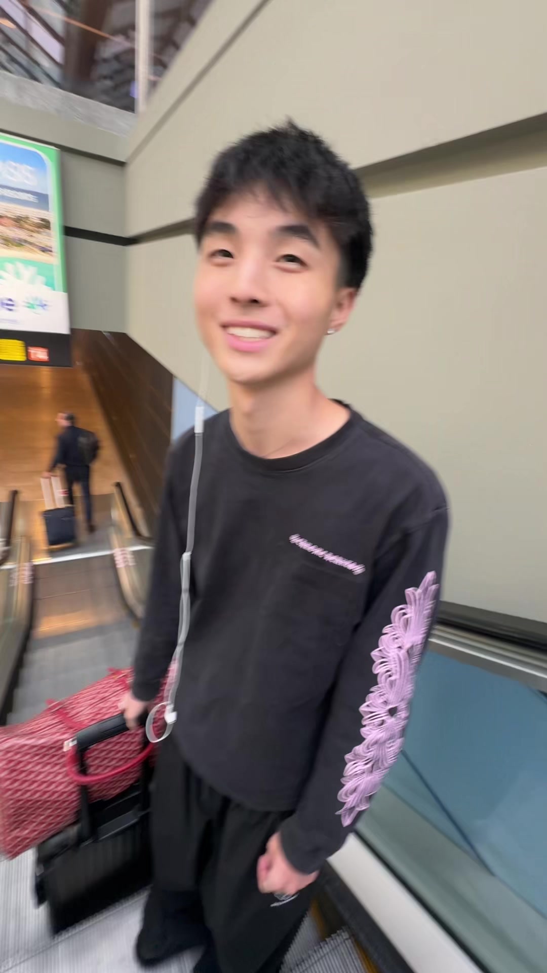 @(ᵔᴗᵔ)ง