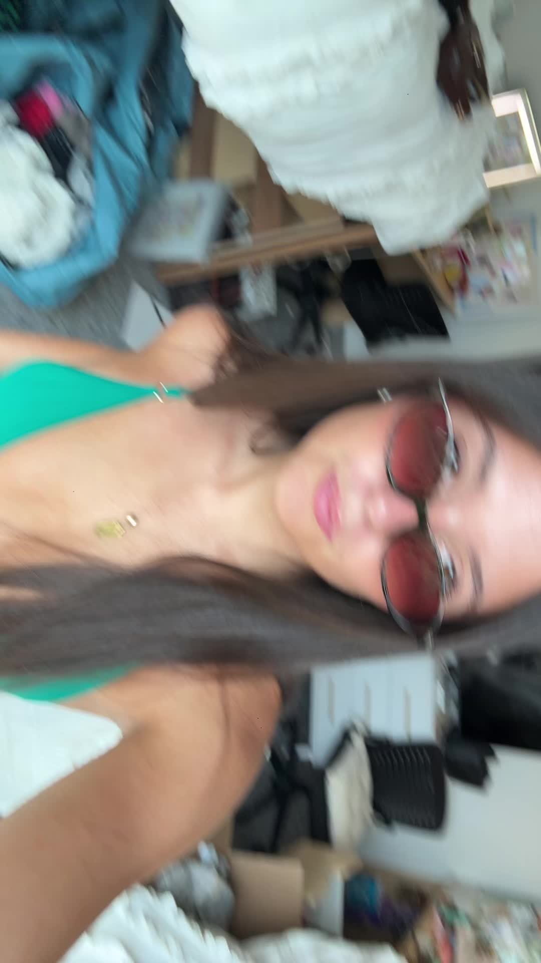 @Liv Hart