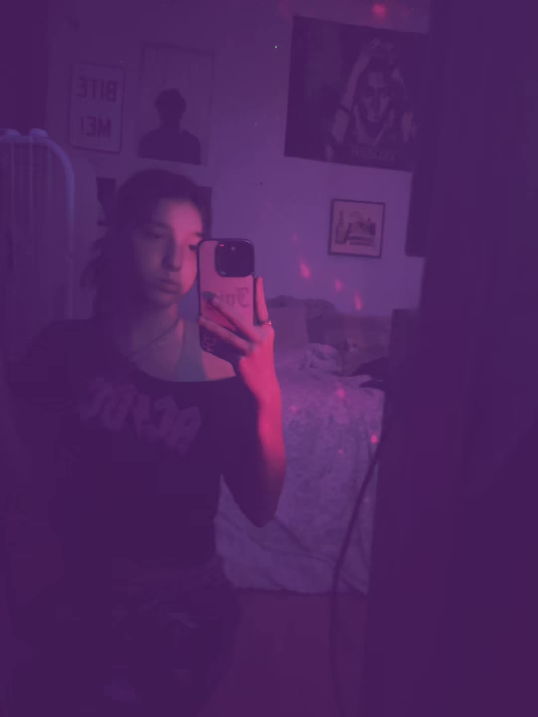 @👾👾.