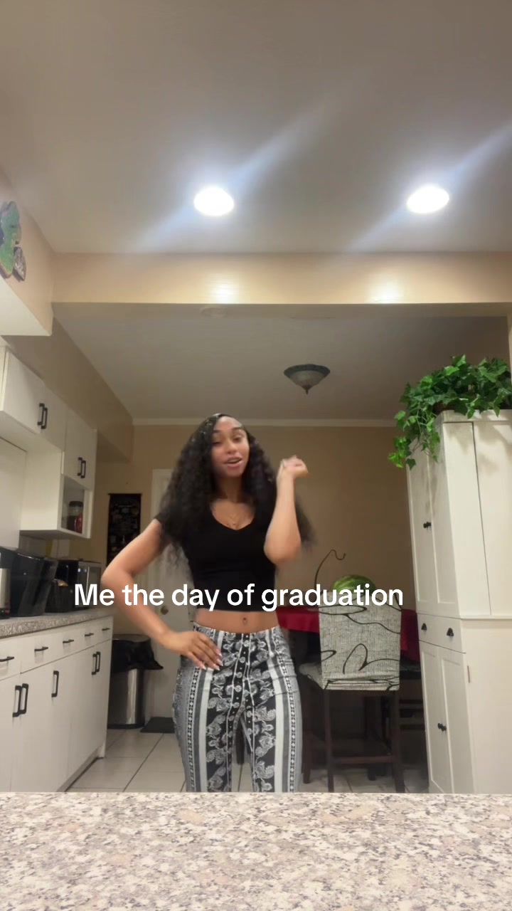 @𝒶𝓁𝓎𝒾𝒶𝒽