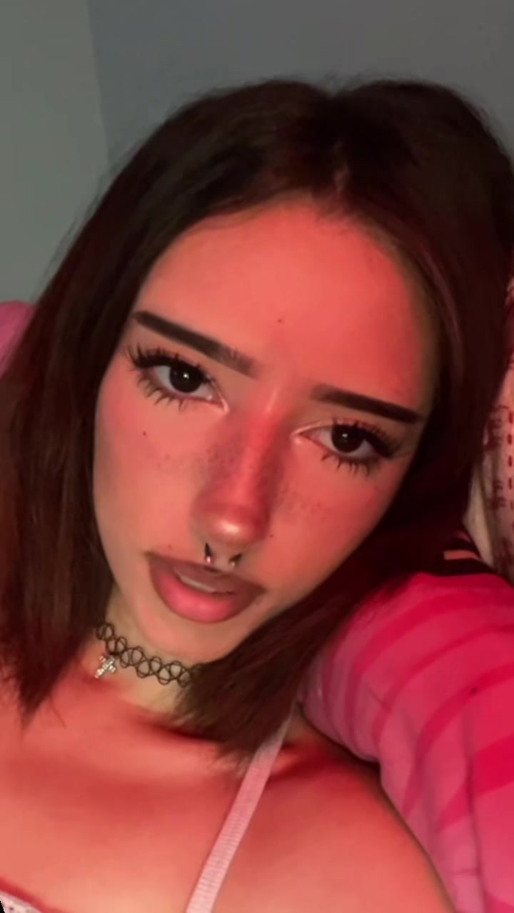 @mllywrldd
