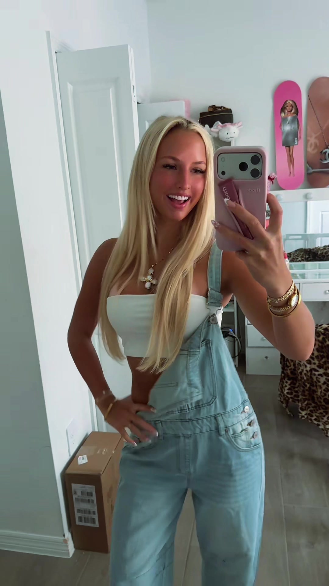 @alideckerrr