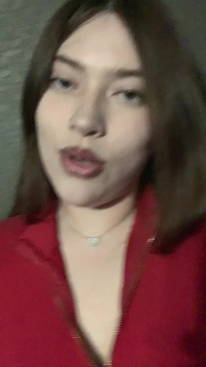 @Julieana