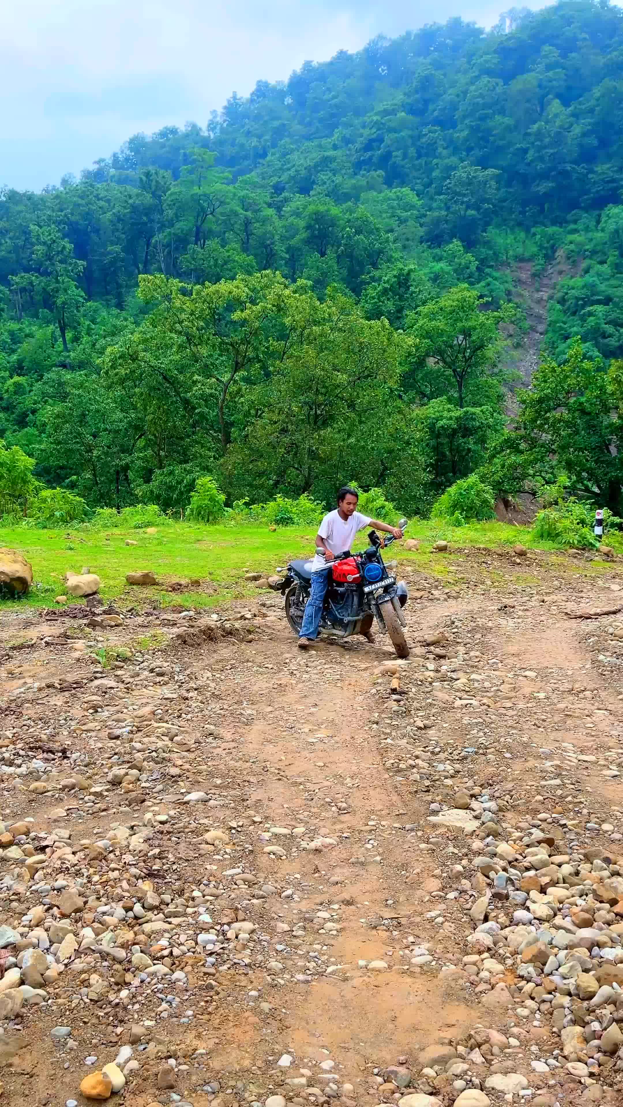 @bulet boy🏍️